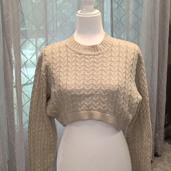 Danielle Bernstein‎ We Wore What Crropped Cable Knit Sweater Sz S - Picture 1 of 2